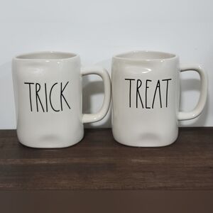 Rae Dunn Trick and Treat Mug Set